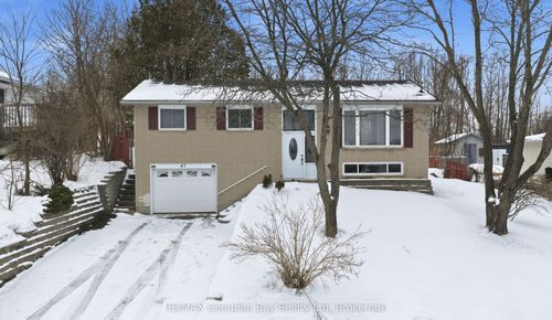 47 Easton Ave, Port Mcnicoll, ON, L0K1R0 | Card Image