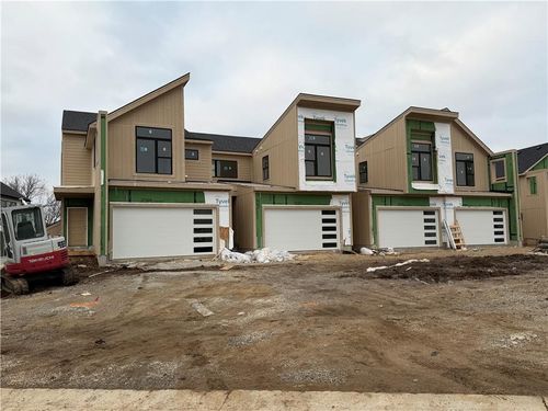 9309 Aminda St, Lenexa, KS, 66227 | Card Image