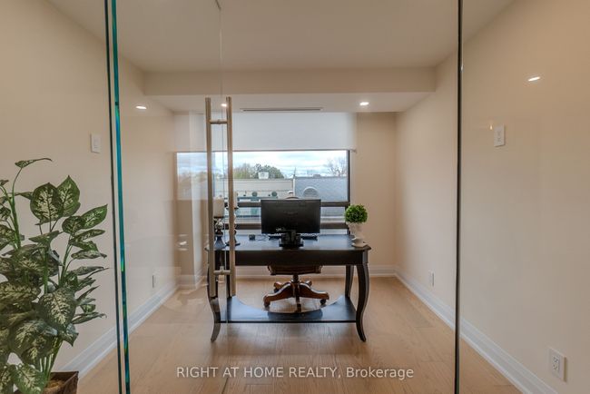 608 - 447 Walmer Rd, Condo with 3 bedrooms, 4 bathrooms and 2 parking in York ON | Image 23