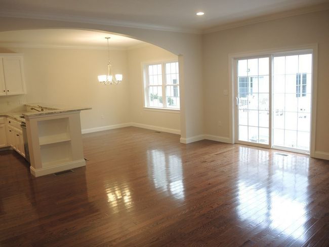 8 - 8 Charles River St, Condo with 3 bedrooms, 3 bathrooms and 2 parking in Needham MA | Image 6