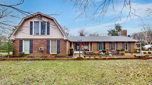 1305 Hill Lakes Ln, Lebanon, TN, 37090-5011 | Card Image