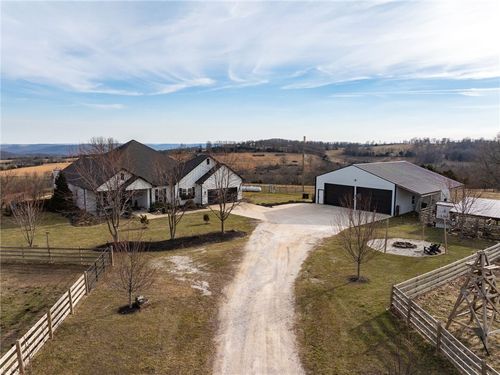 639 Nc 1525, Compton, AR, 72624 | Card Image