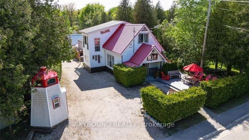 7461 Highway 6, Tobermory, ON, N0H2R0 | Card Image