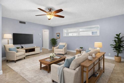 203-18 Colonial Club Dr, Boynton Beach, FL, 33435-8356 | Card Image