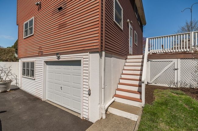 6 Saint Peters Ln, House other with 3 bedrooms, 3 bathrooms and 4 parking in Gloucester MA | Image 14