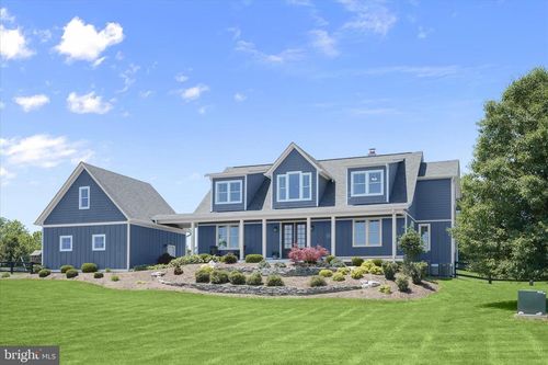 16683 Mandileigh Ln, HAMILTON, VA, 20158-9479 | Card Image