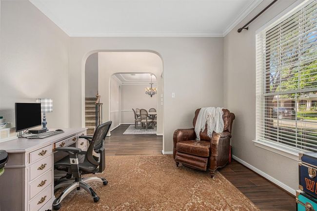 Study/office | Image 10