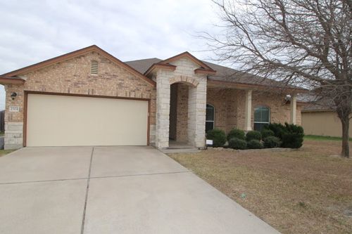 2304 Mike Dr, Copperas Cove, TX, 76522-7768 | Card Image