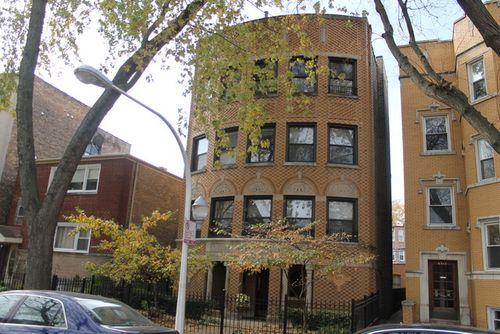 2-6310 N Rockwell St, Chicago, IL, 60659-1800 | Card Image