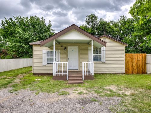 2621 N Rockford Ave, Tulsa, OK, 74106-2607 | Card Image