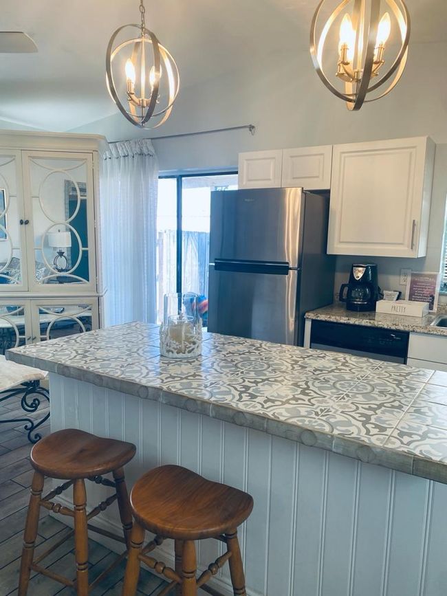 A - 725 S Orlando Ave, Home with 2 bedrooms, 1 bathrooms and null parking in Cocoa Beach FL | Image 9