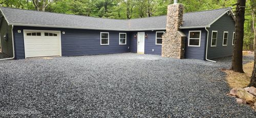 111 Split Rock Rd, Lake Harmony, PA, 18624 | Card Image