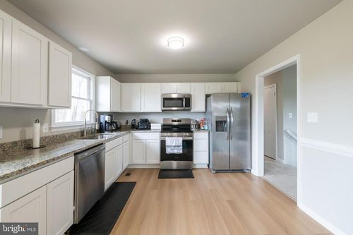 19096 Partlow Rd, BEAVERDAM, VA, 23015-2071 | Card Image