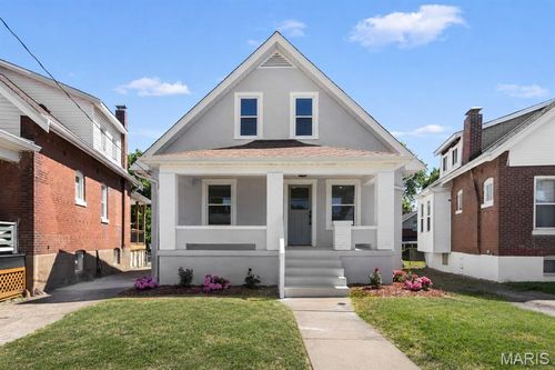 7356 Marietta Avenue, Maplewood, MO, 63143 | Card Image