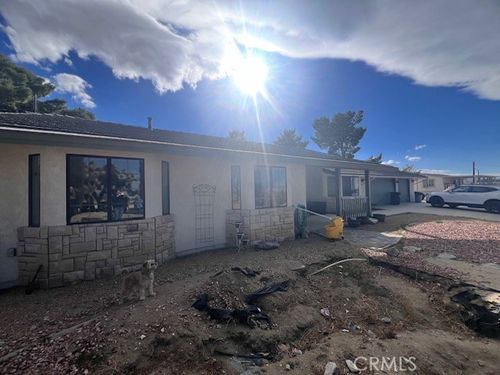 1677 Del Rosa Rd, Pinon Hills, CA, 92372 | Card Image