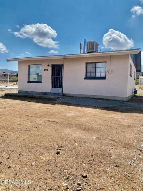 a-8503 Leo Drive, El Paso, TX, 79904 | Card Image
