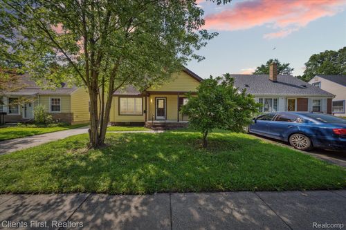 24741 Chicago St, Dearborn, MI, 48124-4481 | Card Image