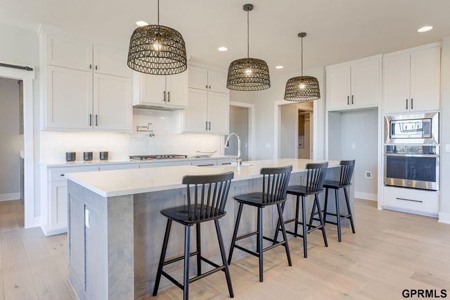 4093 George B Lake Pkwy, House other with 5 bedrooms, 4 bathrooms and 4 parking in Elkhorn NE | Image 4