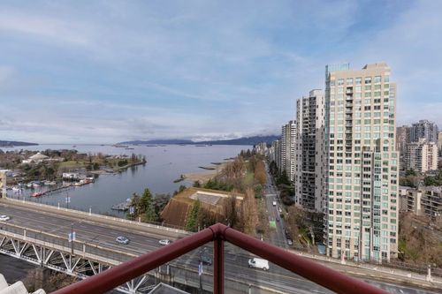 2005-1000 Beach Ave, Vancouver, BC, V6E4M2 | Card Image