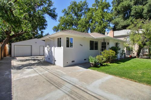 3440 33rd St, Sacramento, CA, 95817-3522 | Card Image