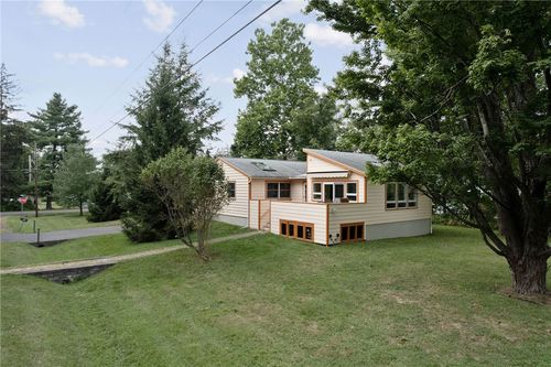 301 Muriel St, Ithaca, NY, 14850-1841 | Card Image