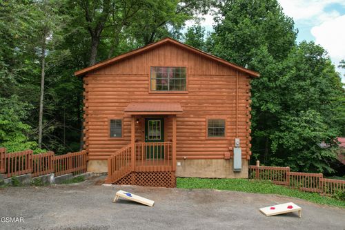 2145 E View Dr, Sevierville, TN, 37876-4941 | Card Image