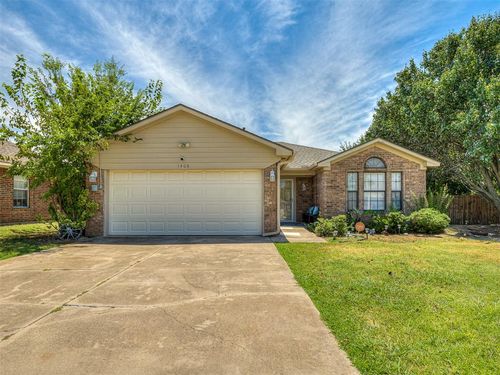 1408 Forest Glenn Cir, Norman, OK, 73071-5100 | Card Image
