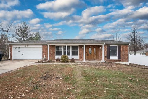 66 Strecker Road, Ellisville, MO, 63011 | Card Image