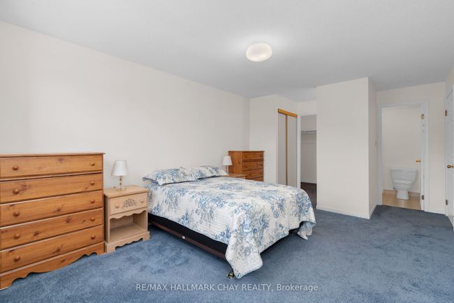 208 - 291 Blake St, Condo with 2 bedrooms, 2 bathrooms and 2 parking in Barrie ON | Image 12