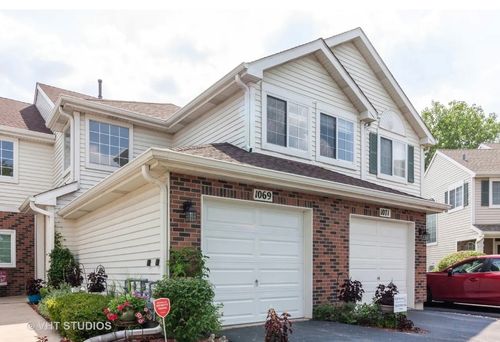 1069 Ripple Ridge Cv, Darien, IL, 60561 | Card Image