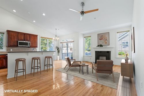 11-11 Pondside Ln, Bolton, MA, 01740-1281 | Card Image