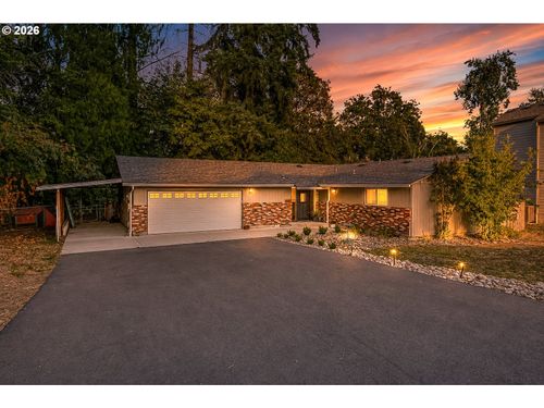 1701 Se 2nd Ave, Battle Ground, WA, 98604-8950 | Card Image
