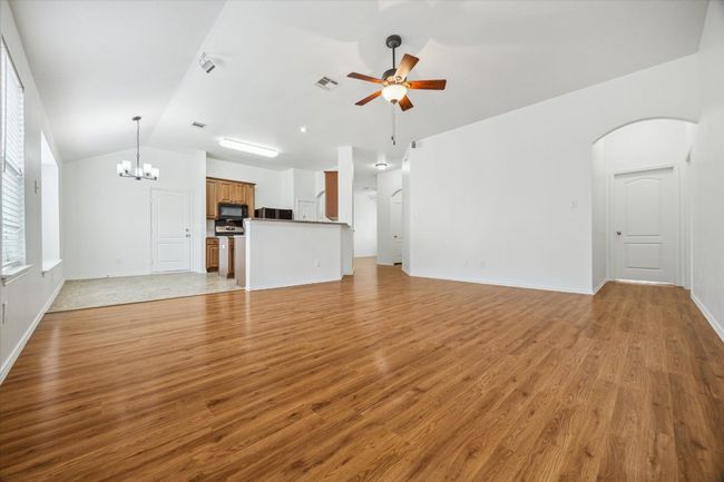 1314 Rainbow Parke Dr, House other with 3 bedrooms, 2 bathrooms and 2 parking in Round Rock TX | Image 9
