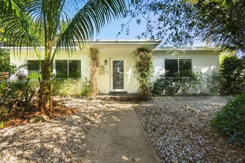 16101 Ne 8th Ave, North Miami Beach, FL, 33162-3648 | Card Image