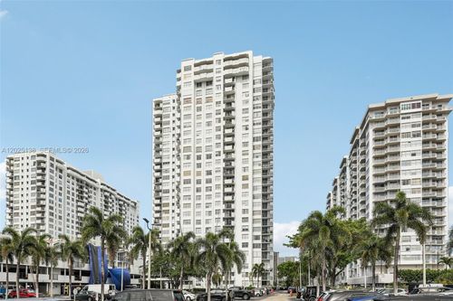 603-2750 Ne 183rd St, Aventura, FL, 33160-2118 | Card Image