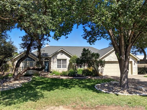 18818 Kelly Dr, Lago Vista, TX, 78645-8520 | Card Image