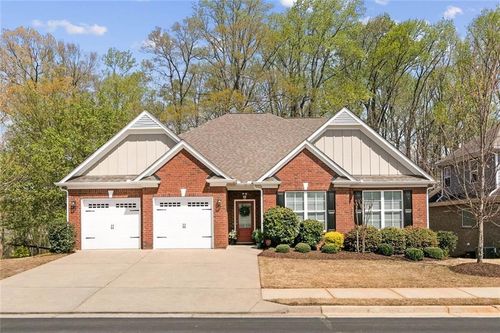 559 Bishopton St, Grayson, GA, 30017-4986 | Card Image