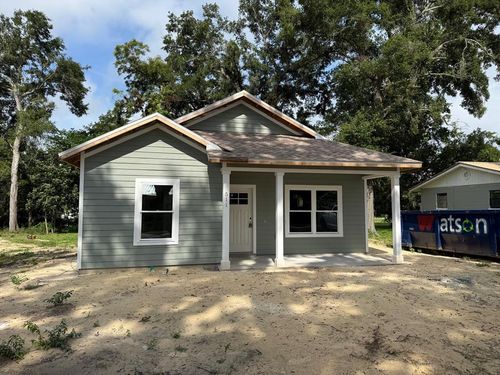 511 Nw 2nd St, TRENTON, FL, 32693-3432 | Card Image