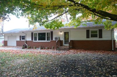 60173 Fir Road, House other with 3 bedrooms, 2 bathrooms and null parking in Mishawaka IN | Image 2