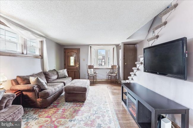 5169 Whitehall Dr, Townhouse with 4 bedrooms, 2 bathrooms and null parking in Clifton Hts PA | Image 5