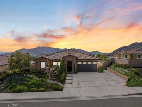 10625 Cloud Haven Dr, Moreno Valley, CA, 92557-4230 | Card Image