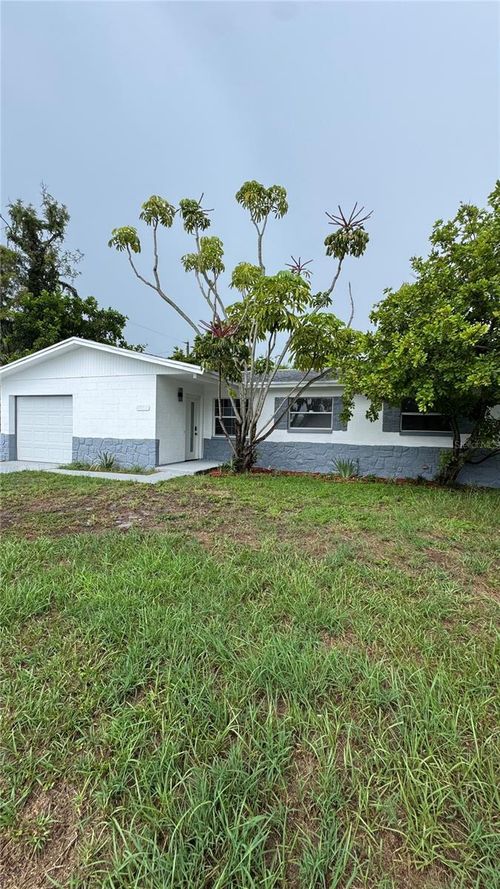 2197 63rd Ave S, St Petersburg, FL, 33712-5755 | Card Image