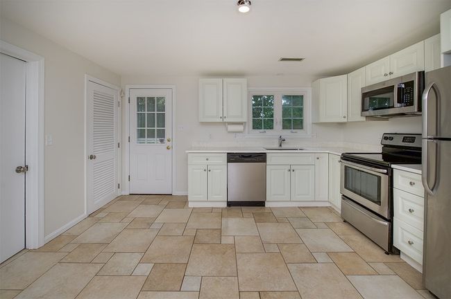 22 - 22 Brandee Ln, House attached with 2 bedrooms, 2 bathrooms and 2 parking in Methuen MA | Image 6