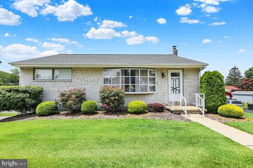 344 S Sterley St, SHILLINGTON, PA, 19607-2527 | Card Image