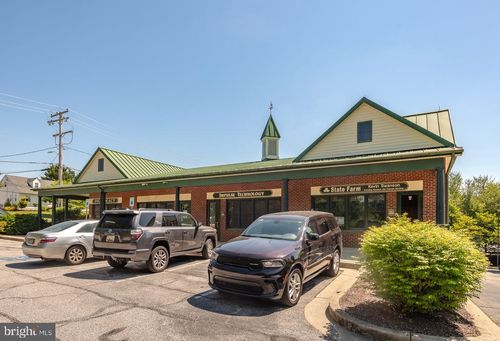 111 Mount Carmel Rd, PARKTON, MD, 21120-9706 | Card Image