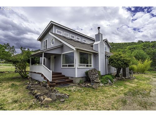 2800 Dead Indian Memorial Rd, Ashland, OR, 97520-9787 | Card Image