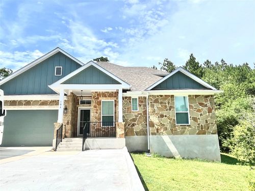 108 W Keamuku Ct, Bastrop, TX, 78602-4809 | Card Image