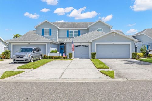 216 Hemingway Dr, OLDSMAR, FL, 34677-4633 | Card Image