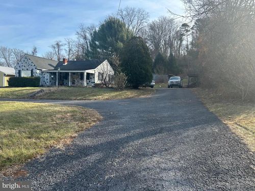 8102 Us Highway 522 S, MC VEYTOWN, PA, 17051-7459 | Card Image