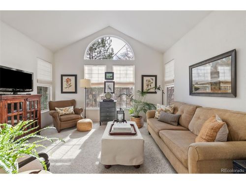 unit-204-4035 S Dillon Way, Aurora, CO, 80014-7108 | Card Image